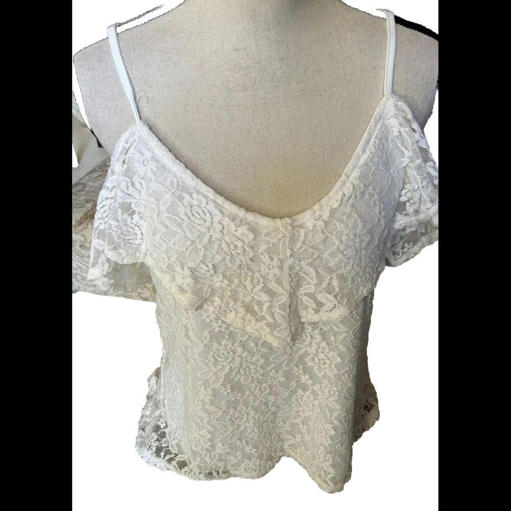 👚🐩No Comment Lace Off The Shoulder Top Size Medium